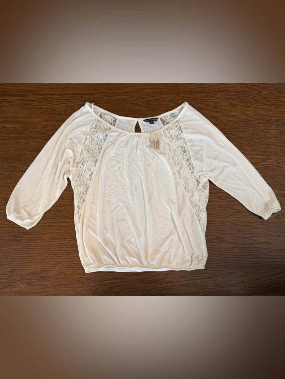 NWT American Eagle Outfitters Ivory Lace-Inset Scoop Neck Top Size Small